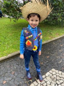 Look de São João Para Menino
