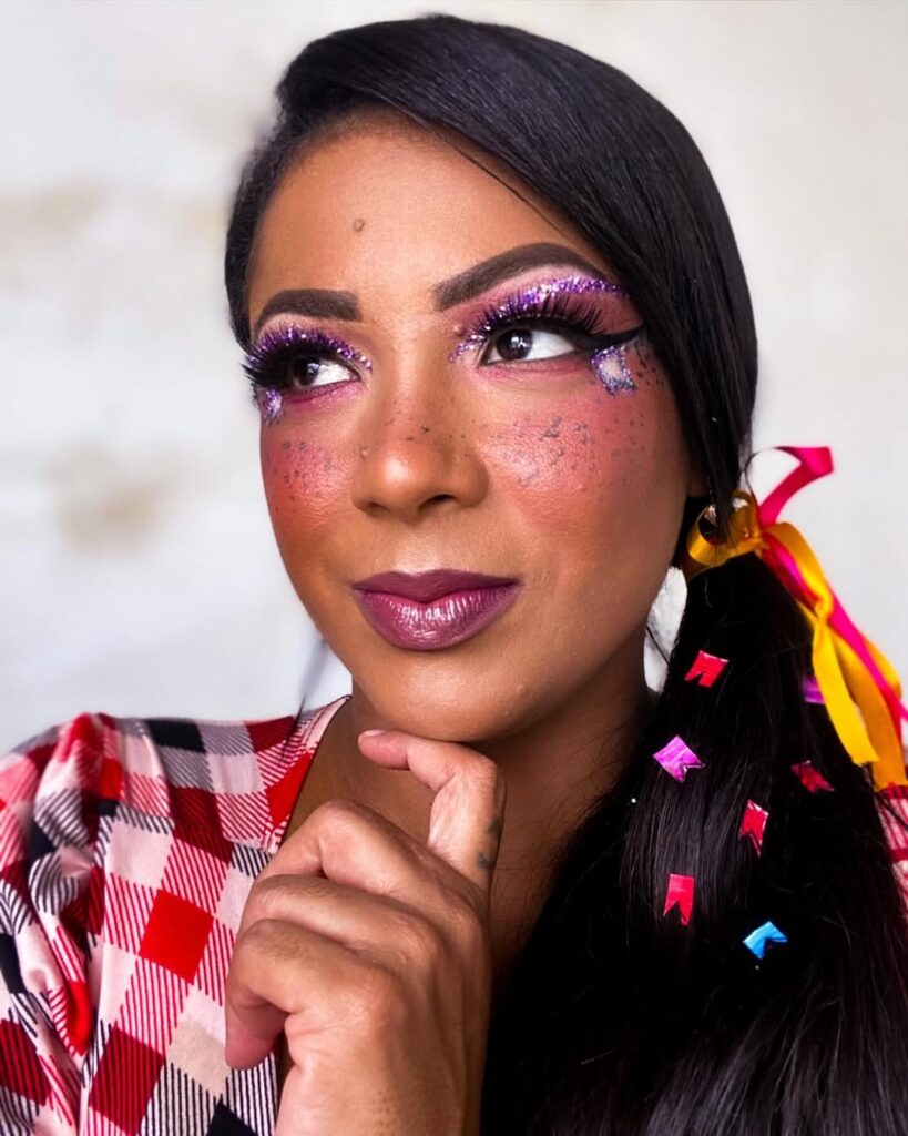 Maquiagem de São João: 5 inspirações criativas com glitter e pintinhas