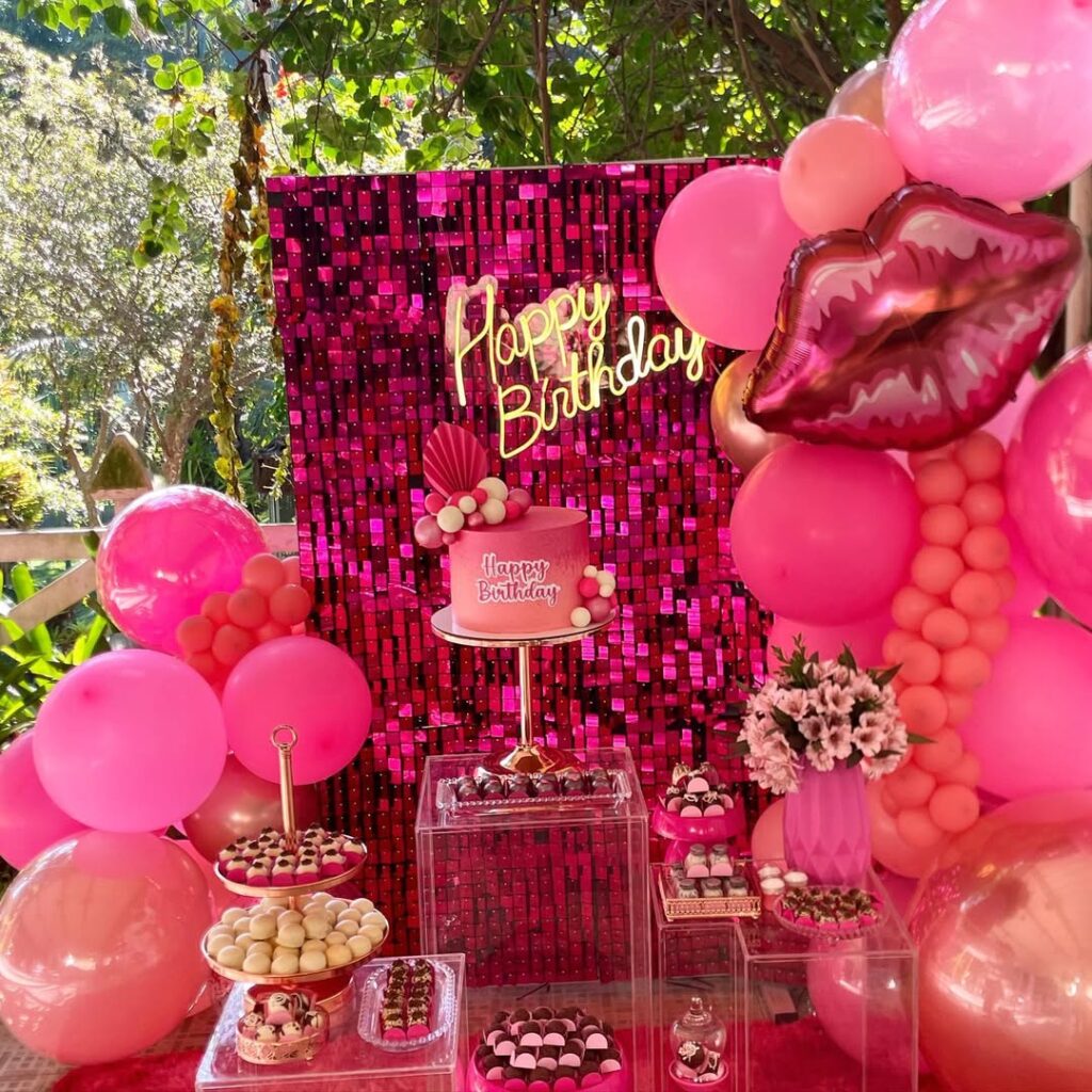 aniversário temático na cor rosa