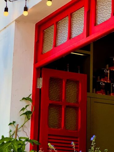 Janela vermelha de casa