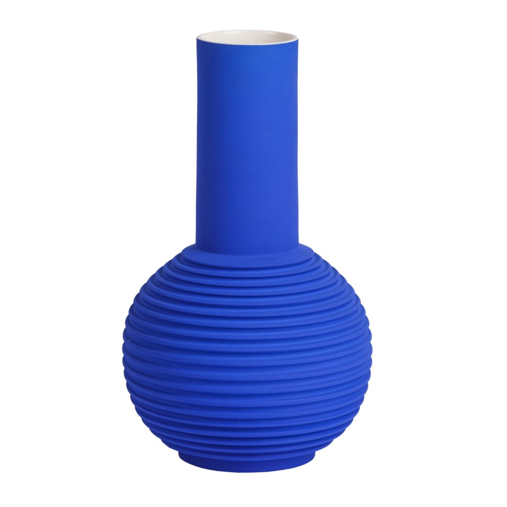 Vaso azul com design orgânico