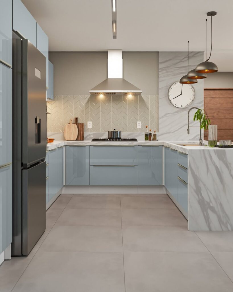 Cozinha em U em tons de branco e azul-claro