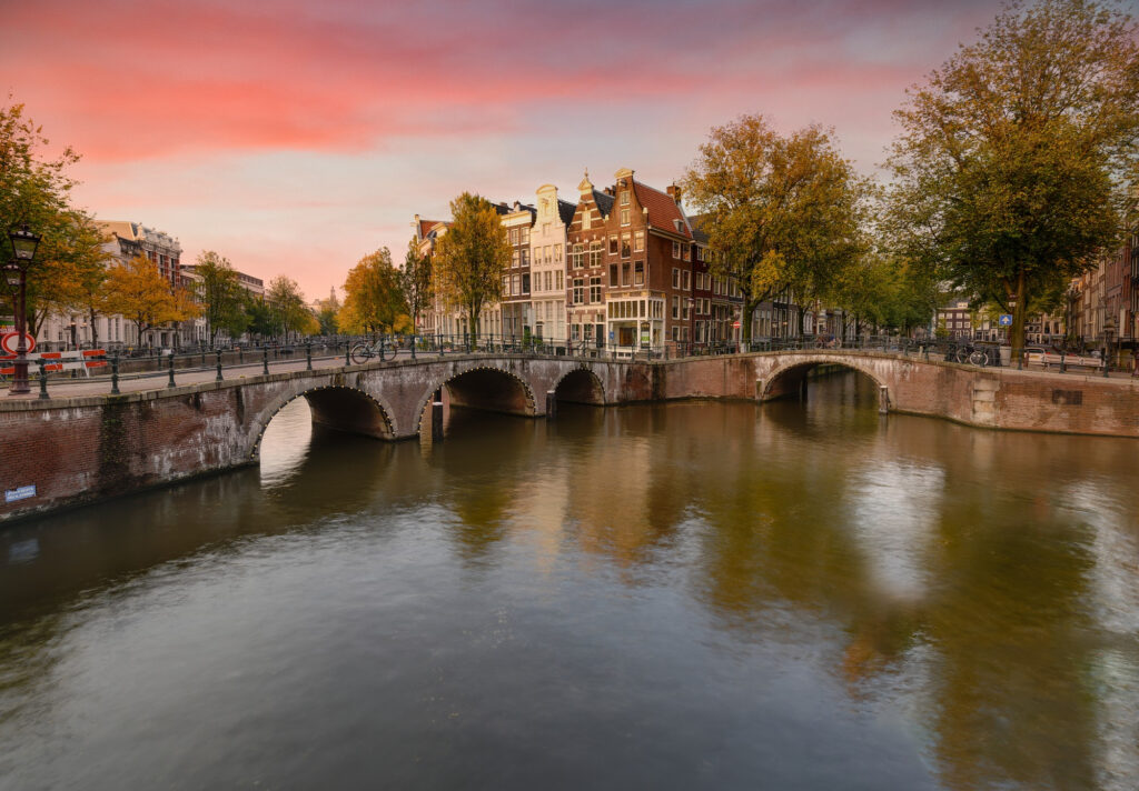 amsterdam - viagem para o signo de cancer