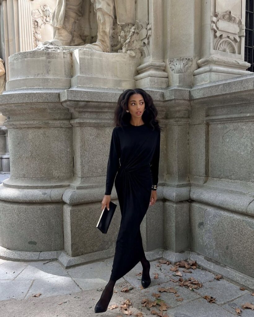 Look all black com vestido longo