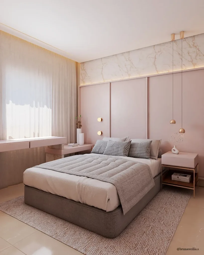 Quarto feminino rosa com arandelas, pendentes e mesa de cabeceira