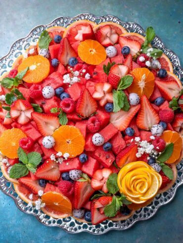 Prato com frutas picadas