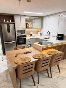 Sala de jantar e cozinha