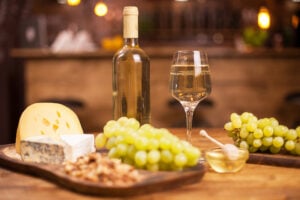 Como combinar vinho com comida?