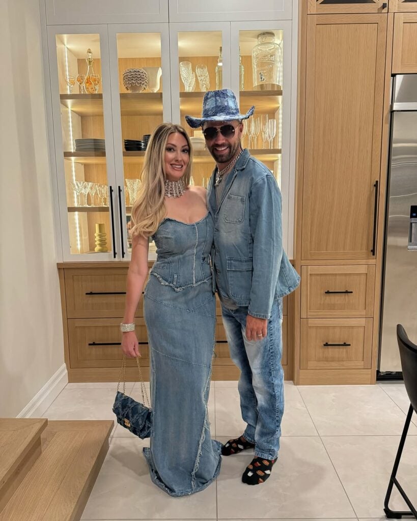 Casal fantasiado de Justin e Britney