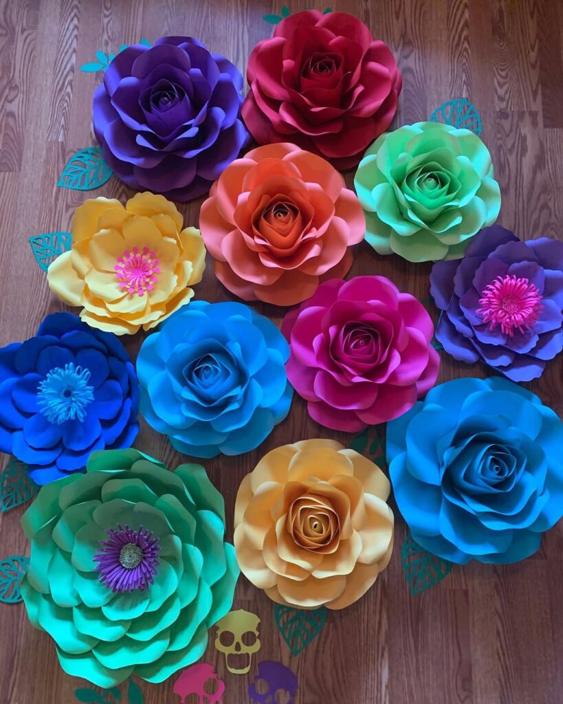 Flores coloridas de papel