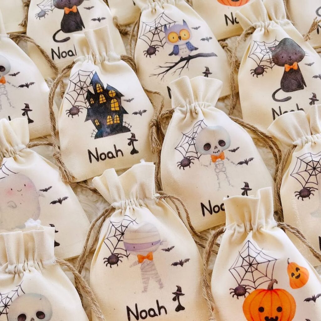 Sacolinha personalizada com desenhos de Halloween