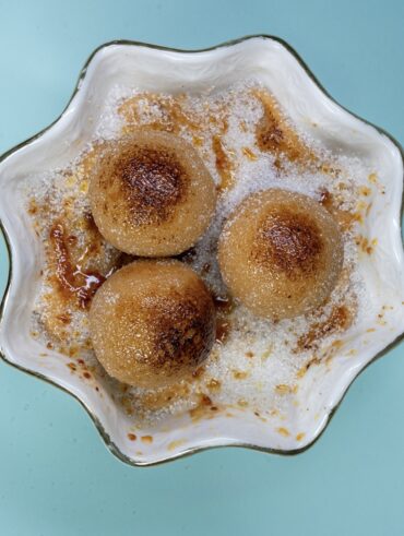 Prato com docinhos brûlée