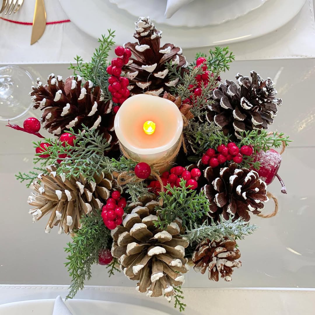 Descubra 4 ideias de decoração com pinhas e velas para o Natal