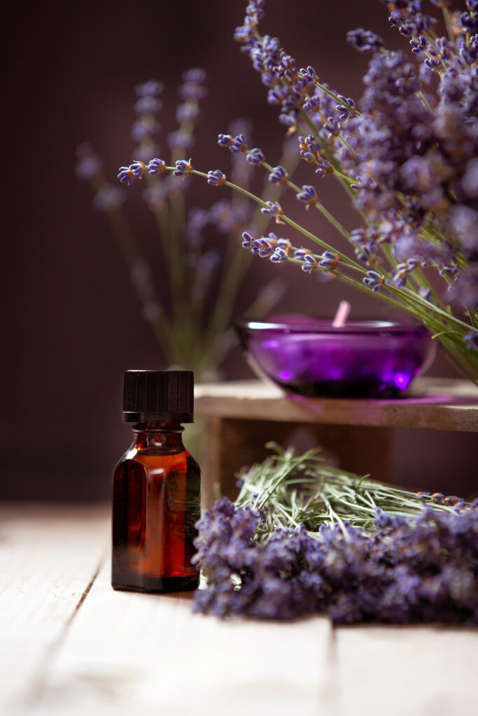 Óleo essencial e lavanda