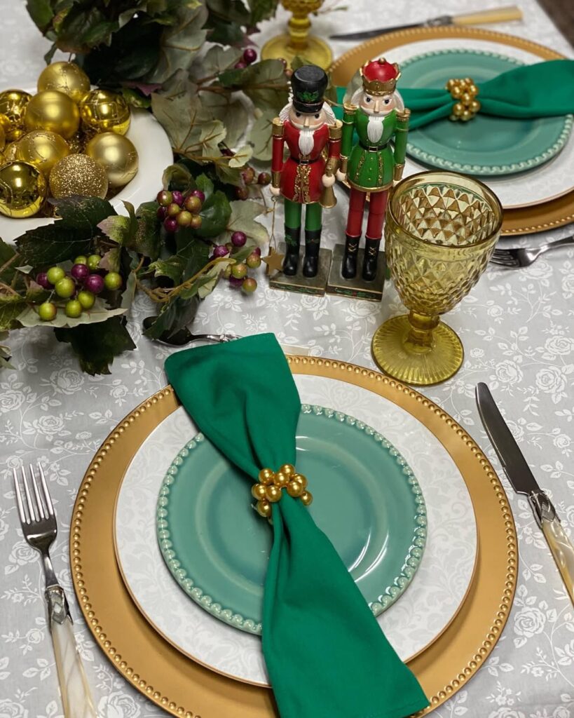 Inspiração de Natal verde e dourado