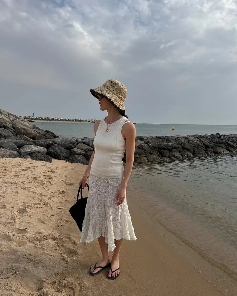 saia midi branca
