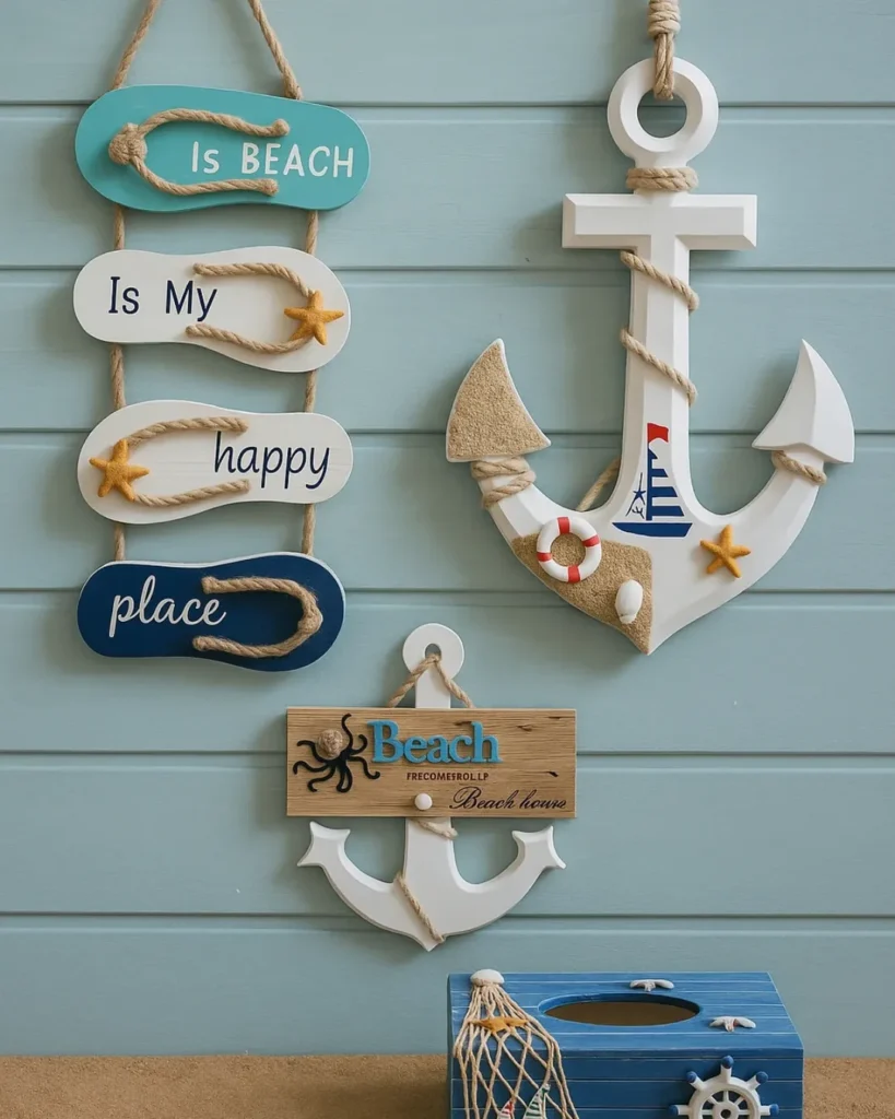 Parede azul-clara com itens decorativos de temática marinha