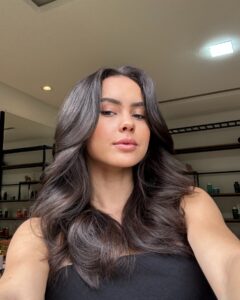 Corte de cabelo para rosto redondo