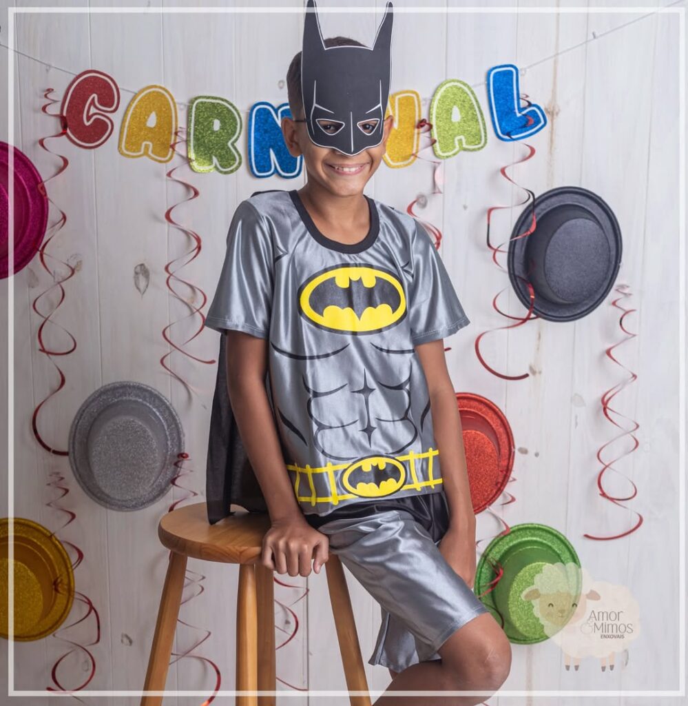 fantasia de carnaval do batman para menino de 8 anos
