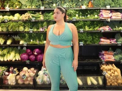 Look com legging e top para o treino de pilates
