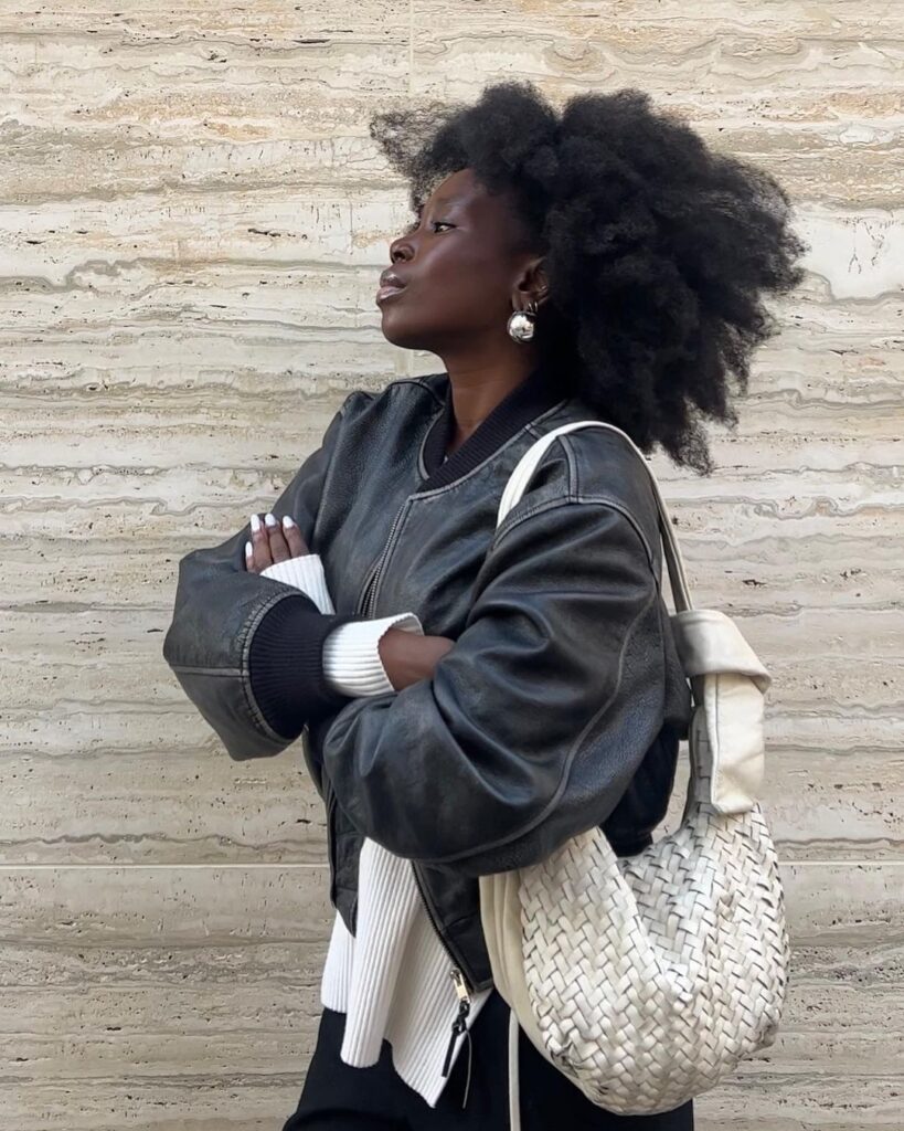 looks com bolsas tendência