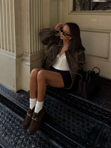 looks com mocassim marrom