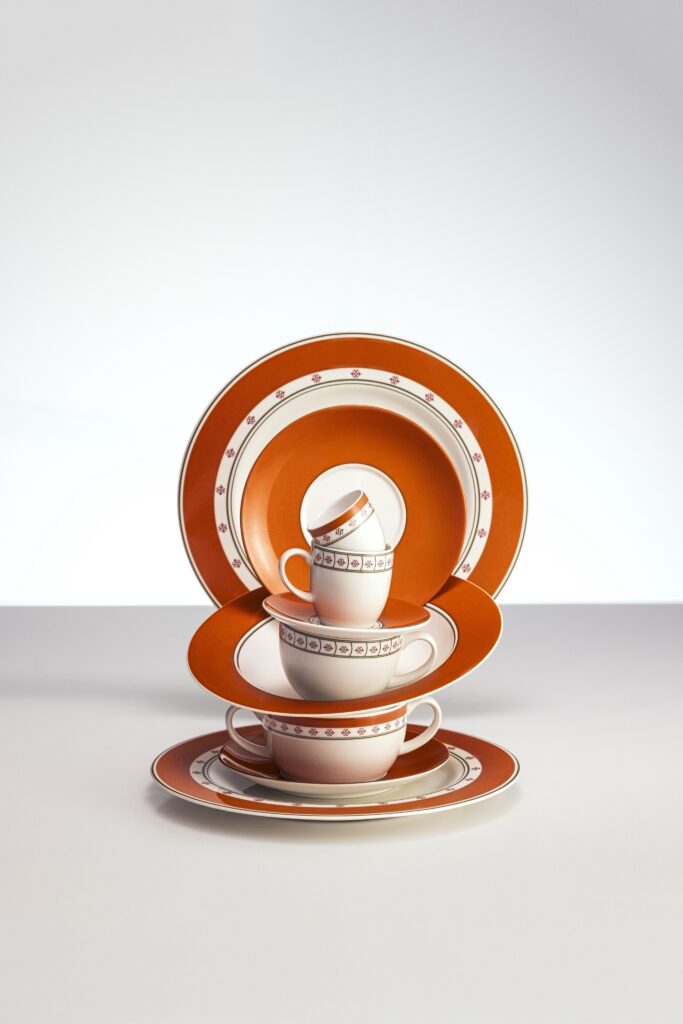 Coleção de porcelanas Colline, da Strauss