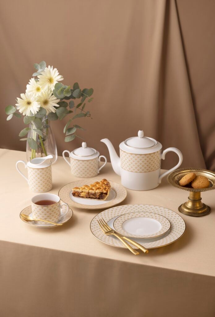 Coleção Trocadero Gold 1787, da Noritake (Bella Vita)