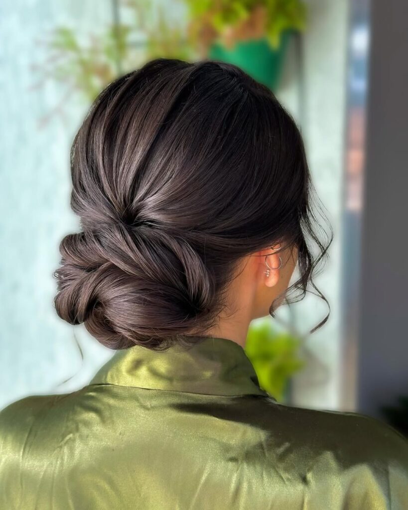 Penteado para madrinha de casamento
