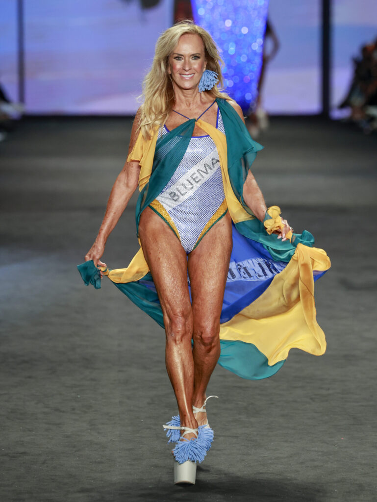 Blue Man Rio Fashion Week 2026