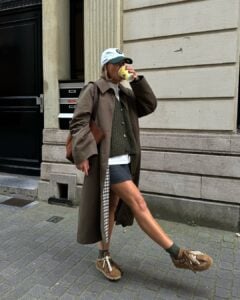 Look de outono com minissaia