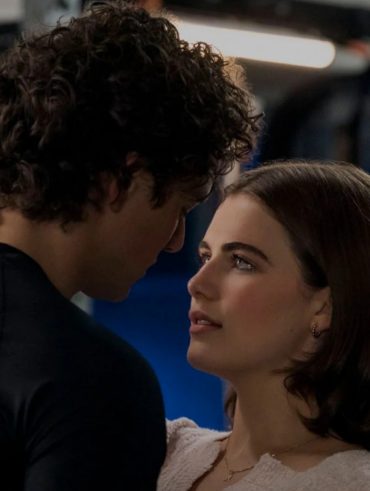 Atores que interpretam Garrett e Hannah em Off Campus