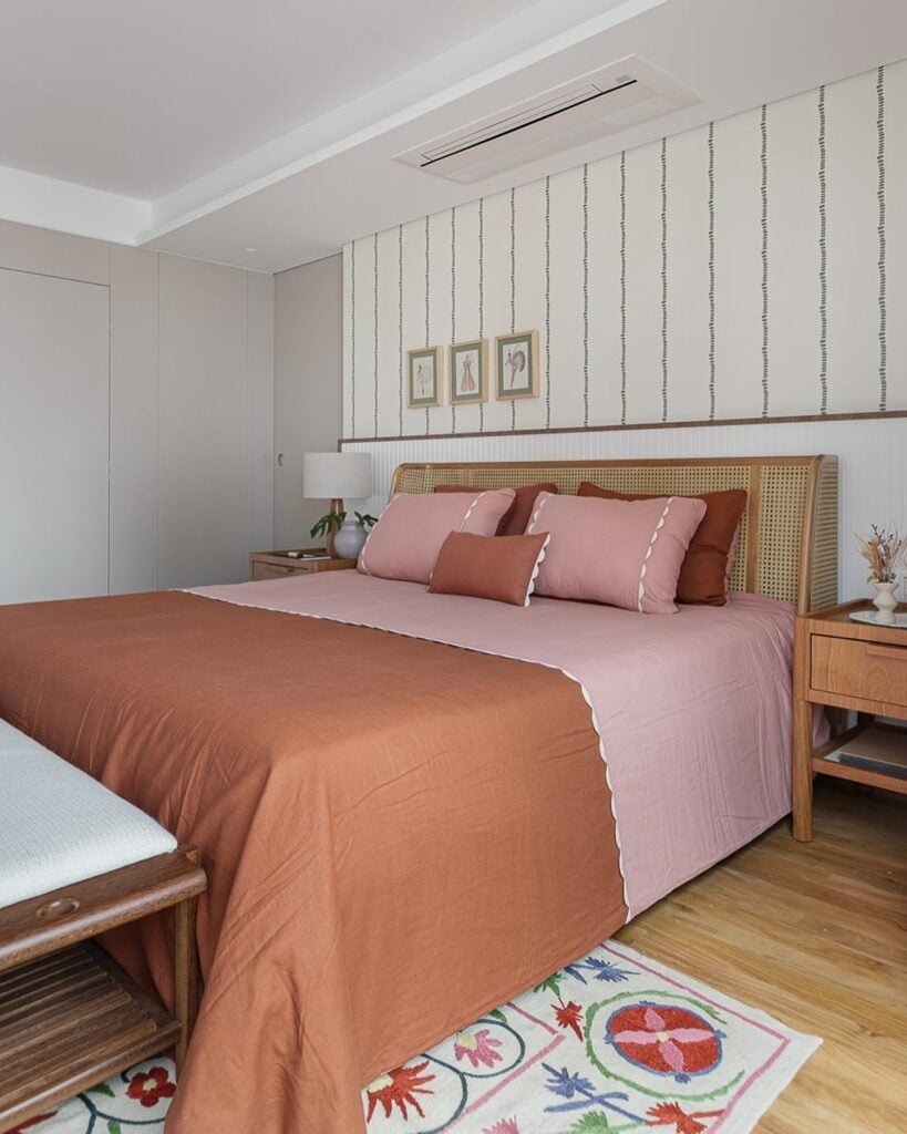 Quarto de casal aconchegante
