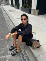 Look com sapatos peludos furry shoes