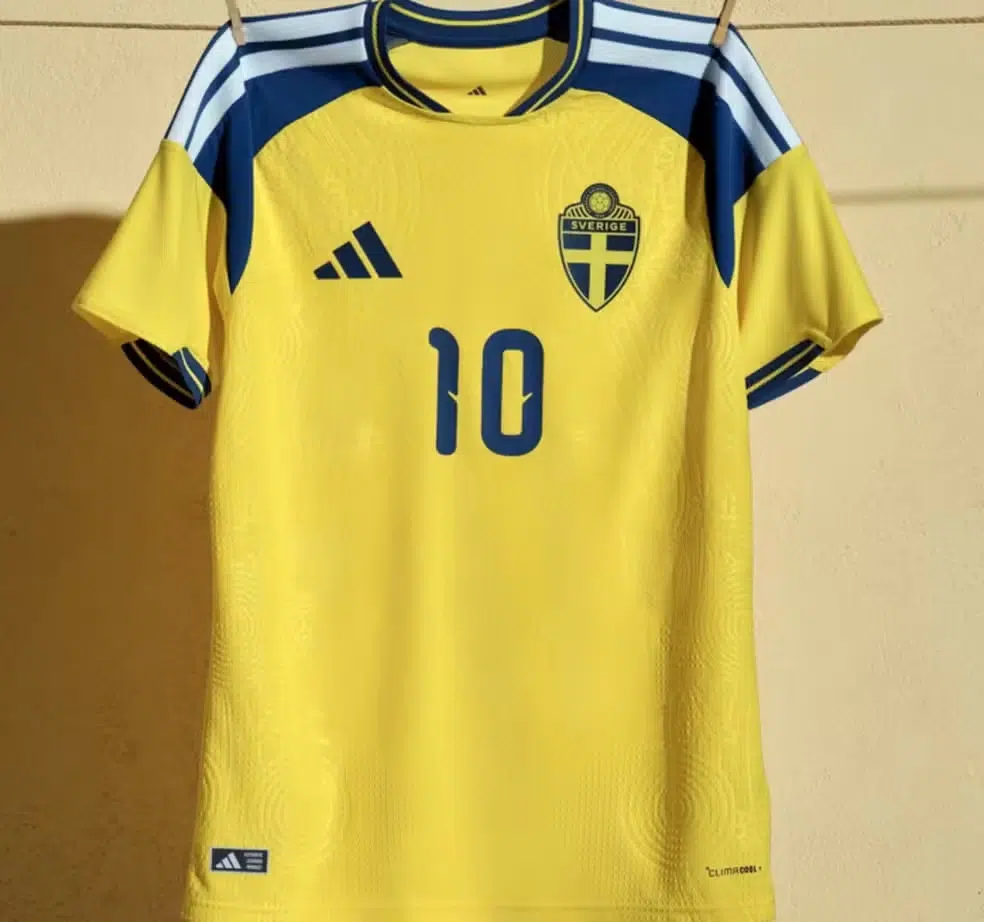 Camiseta da seleção da suécia