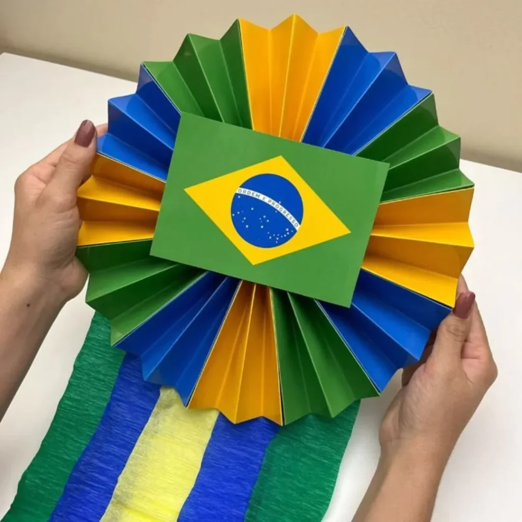 Item decorativo de papel para a Copa